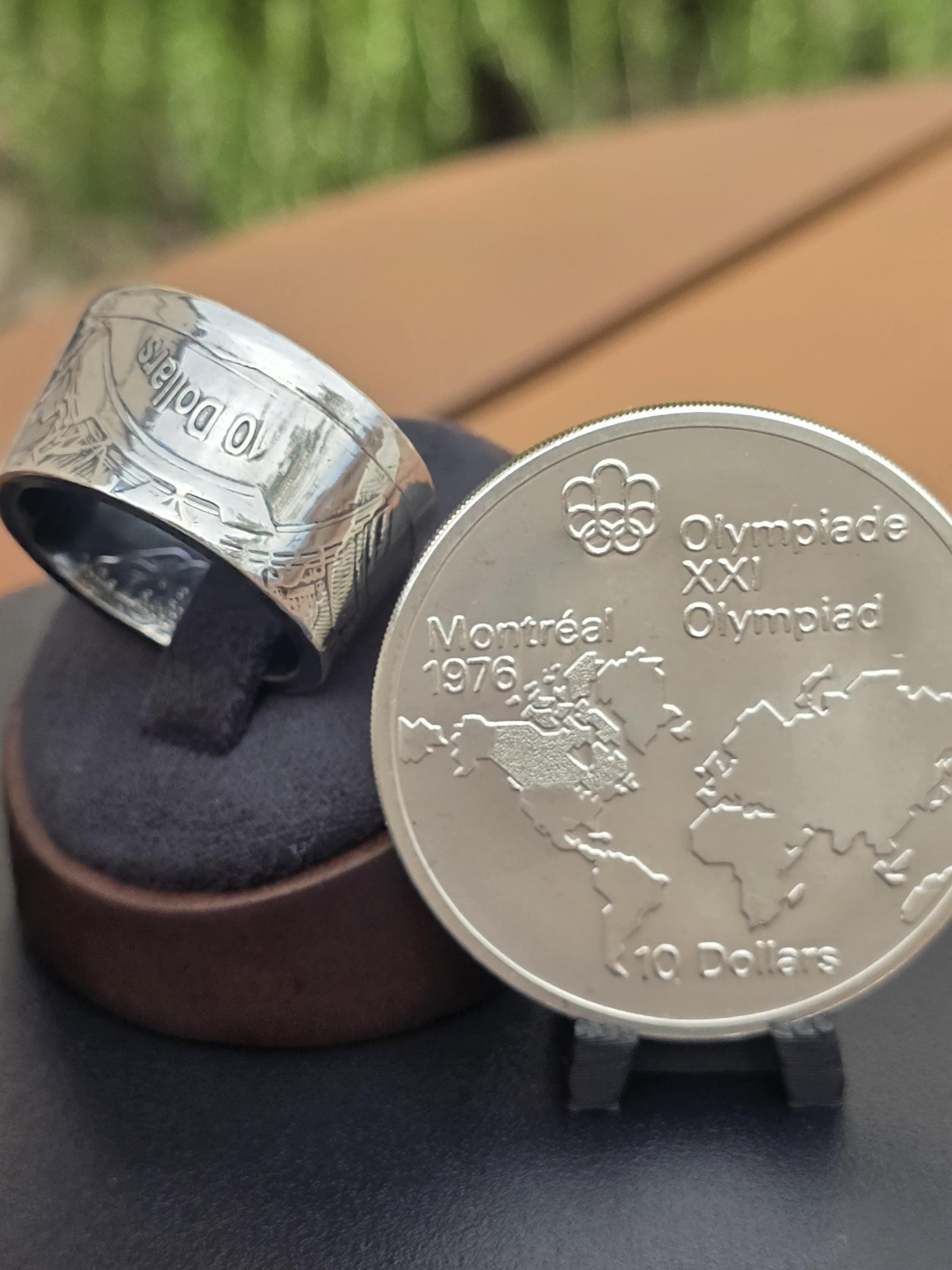 1976 Montreal Olympics World Map $10 Silver Coin Ring